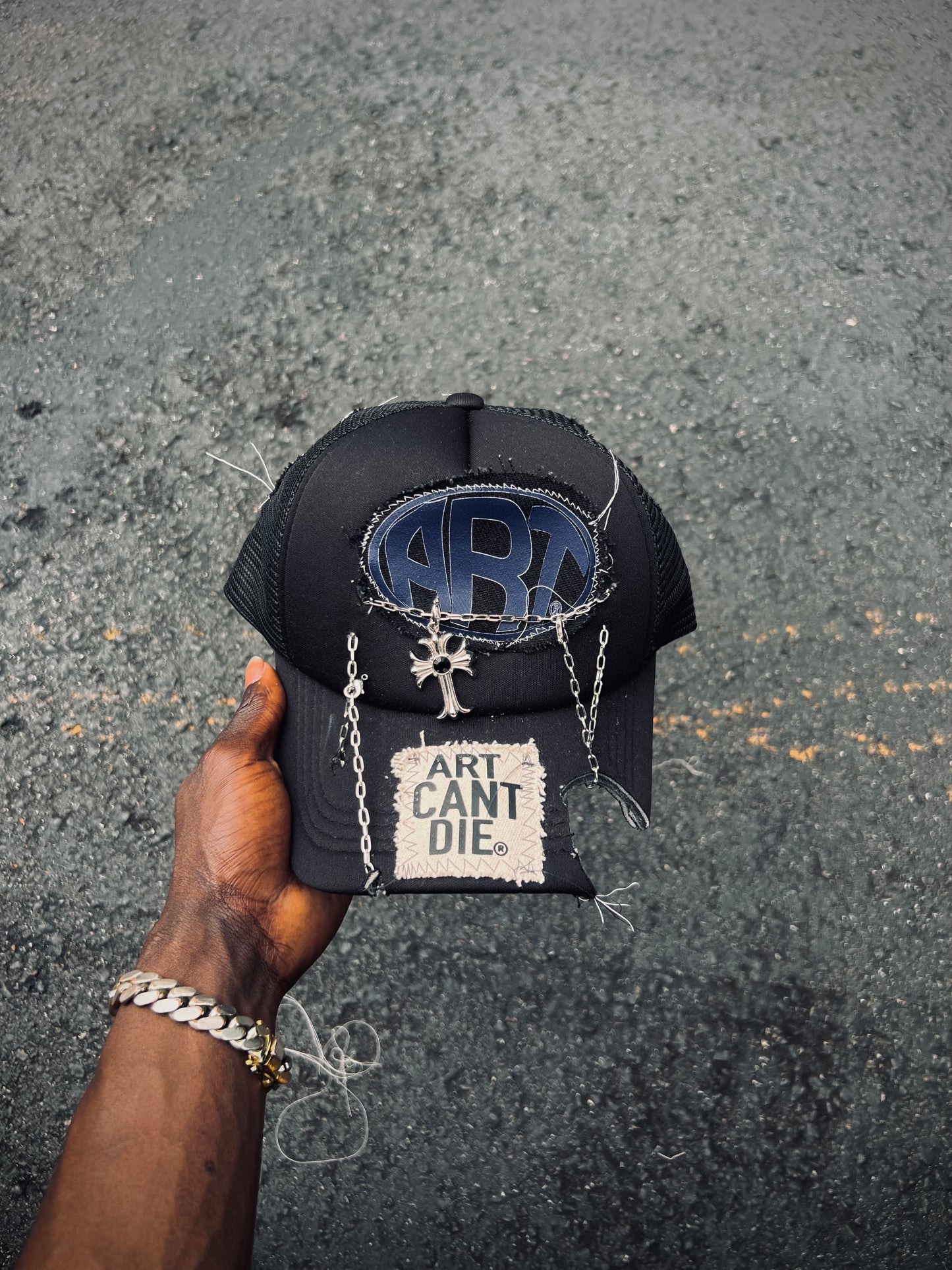 “ART Chromatic V2” Trucker