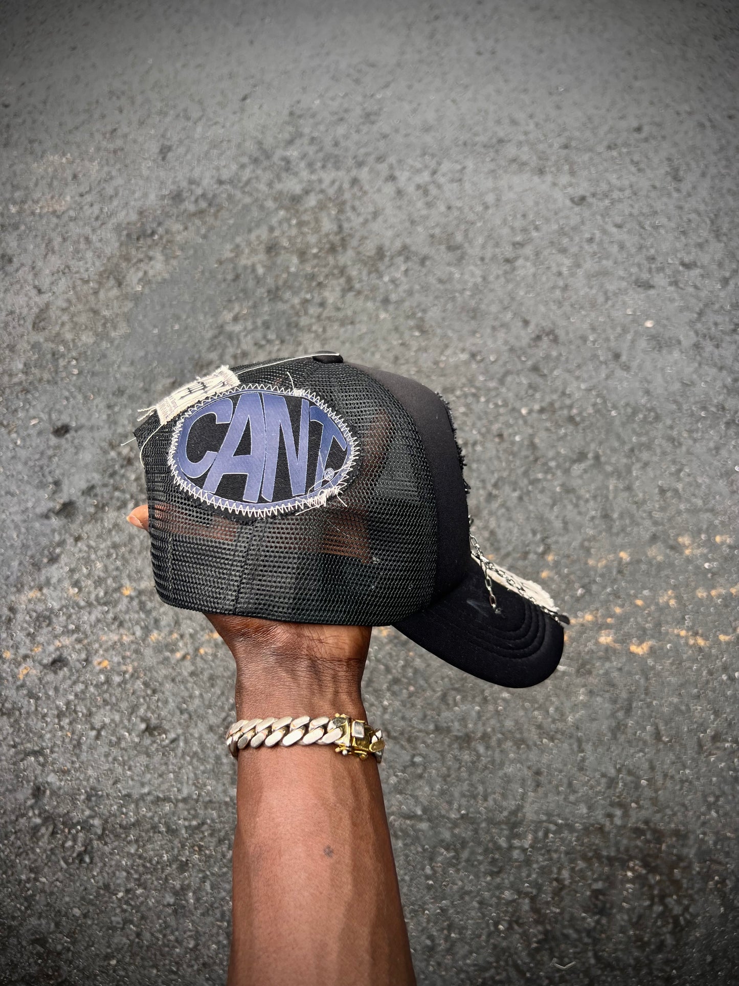“ART Chromatic V2” Trucker