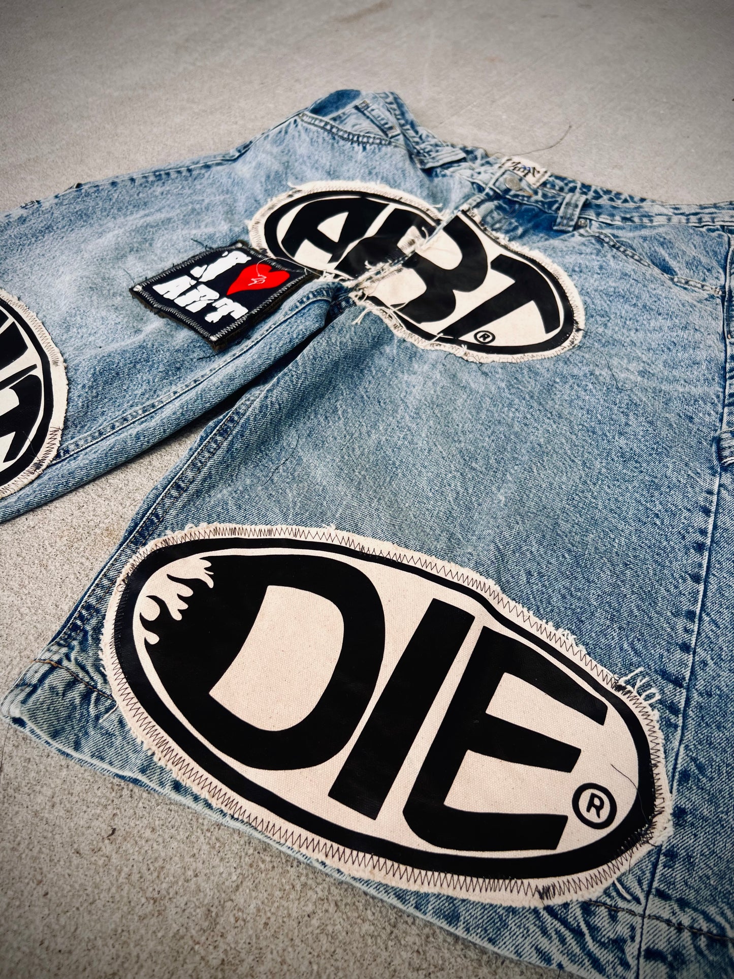 “Art Cant Die” Fan Jorts