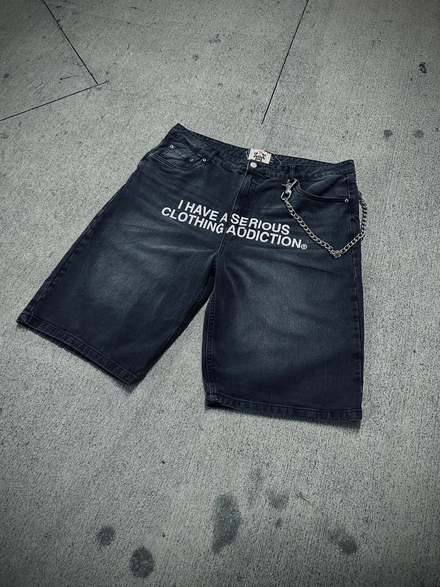 “Staple IHASCA” Jorts