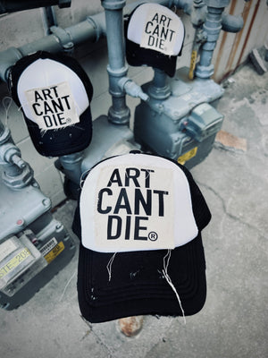 Signature“Art Cant Die” Trucker