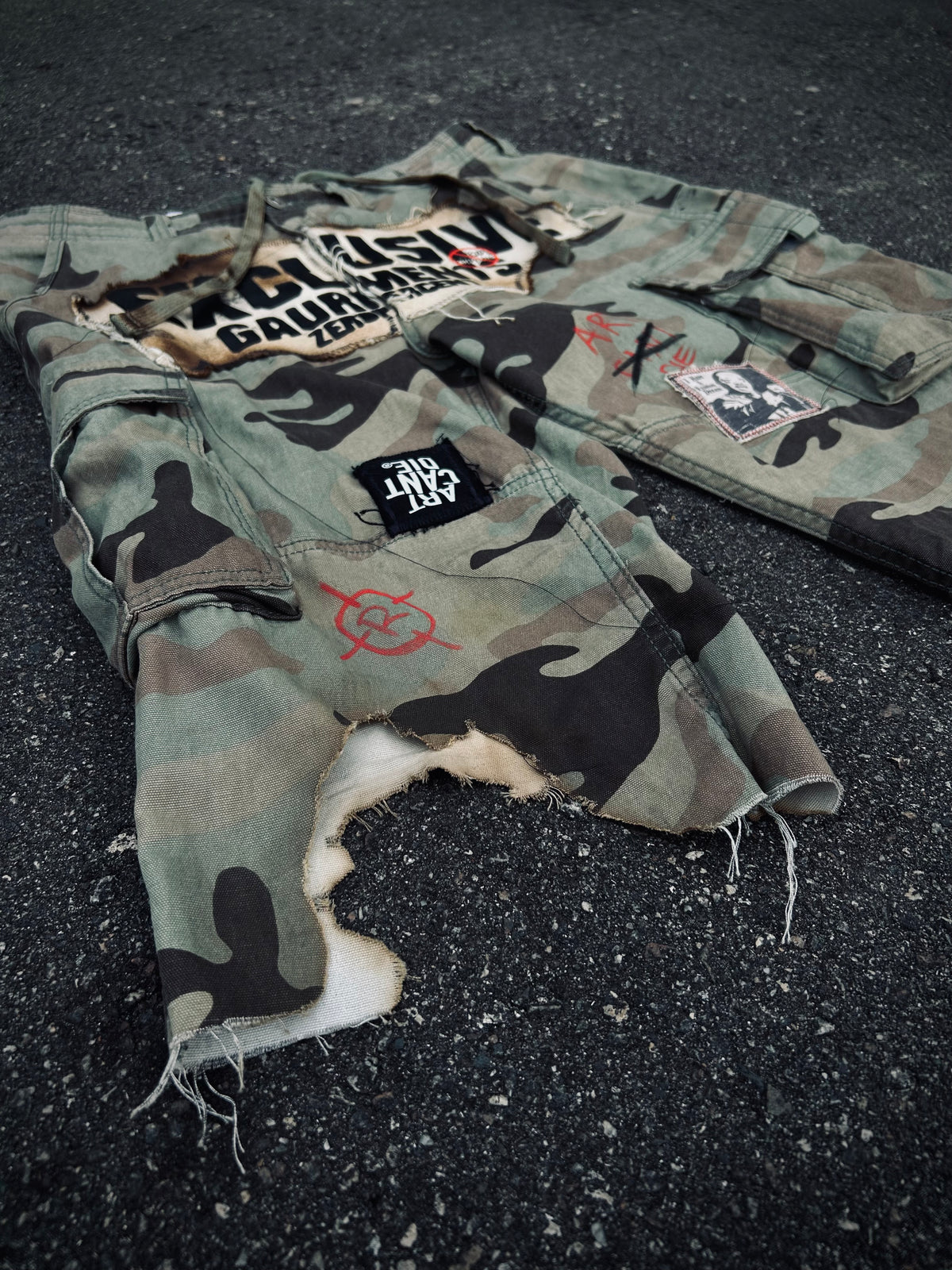 “Exclusive War Gaurment” Cargos
